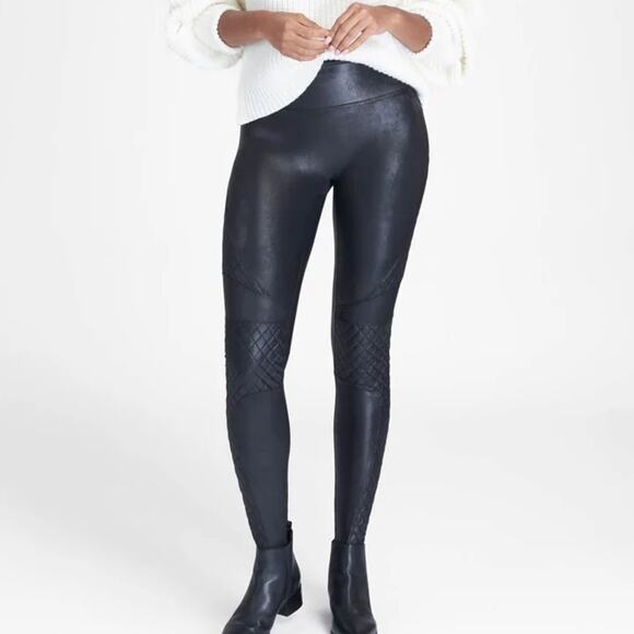 SPANX Pants - Spanx Quilted Faux Leather Leggings in Very Black